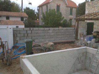 Construction d'une piscine et terasse